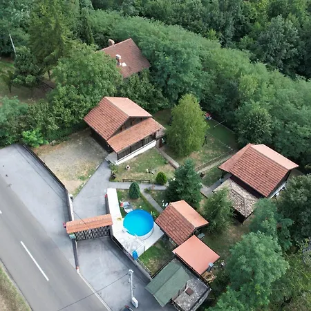 Kosmajski Vajati Petra *