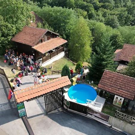 Kosmajski Vajati Petra * Nemenikuce